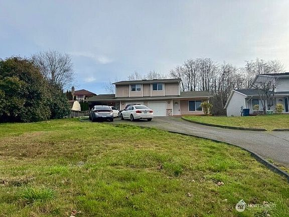 3rd image of 5525 67th Avenue NE #A & B