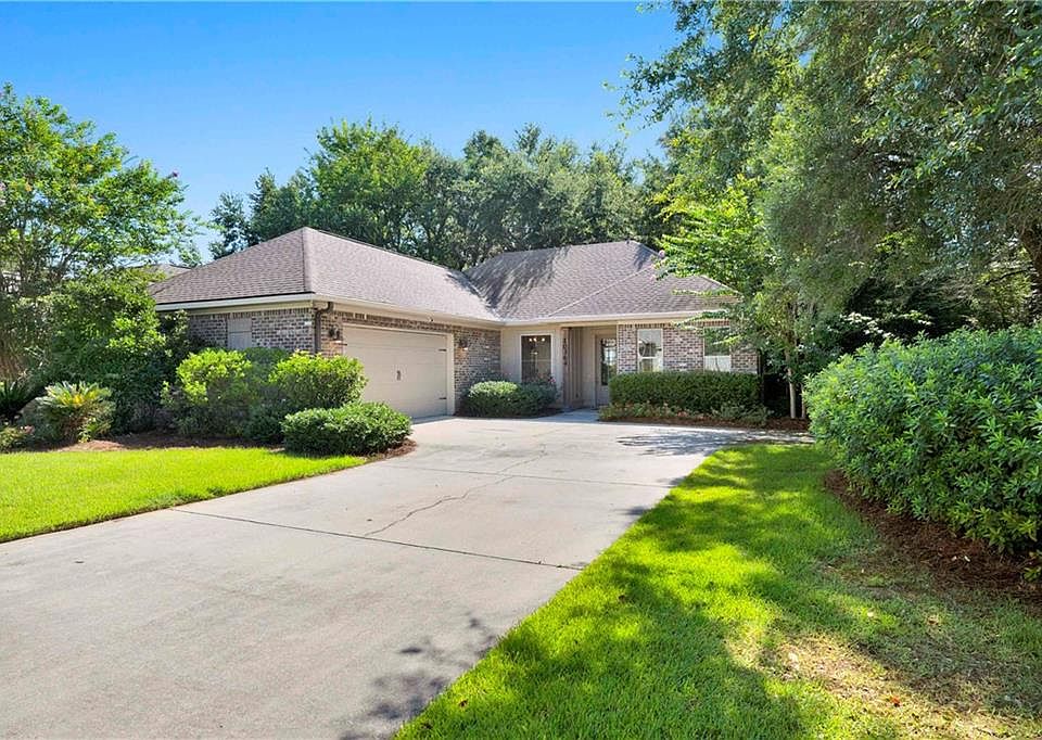 1st image of 20364 Cadena Creek Ave