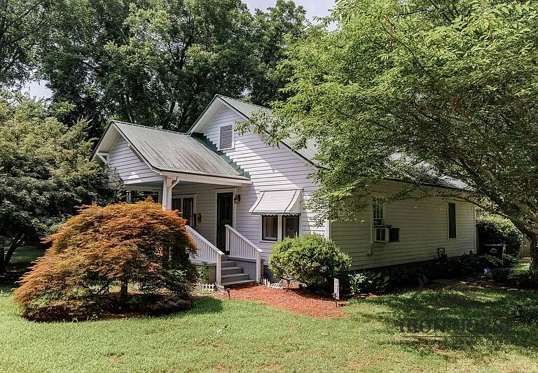 4671 Macon Hwy — Photo 1