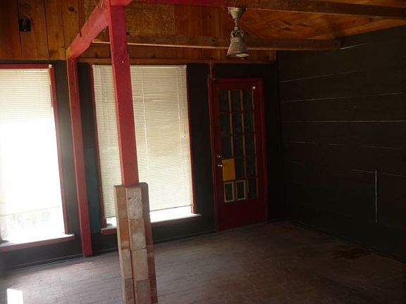 5th image of 1404 Mlk Ave NE