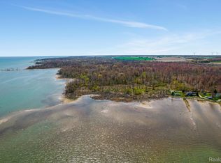 6470 Lakeview Dr, Pt Hope, MI 48468