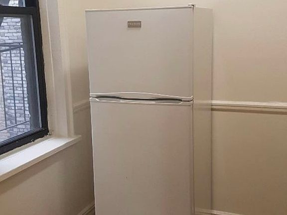 3rd image of 667 Ocean Ave APT 4H