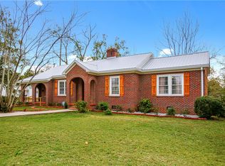 704 Cherry St, Pendleton, SC 29670