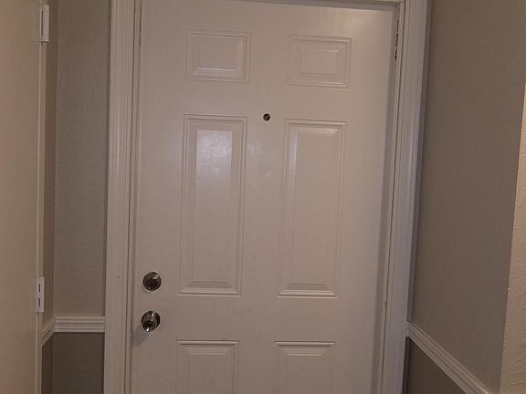 5th image of 4346 Norman Dr SE #104