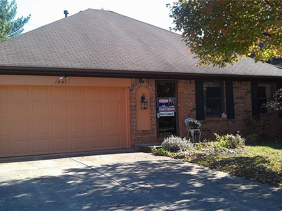 2nd image of 1041 Willow Springs Blvd #17