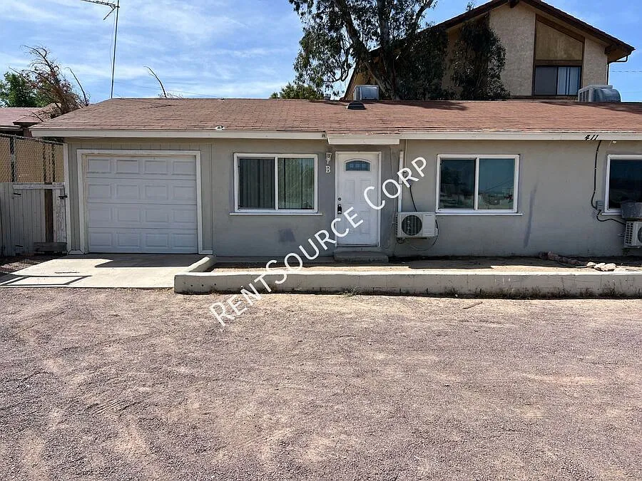 2 Bedroom Duplex for Rent in Barstow, San Bernardino County — Photo 1