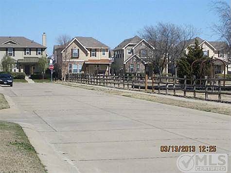 4th image of 6900 Bountiful Grove Dr