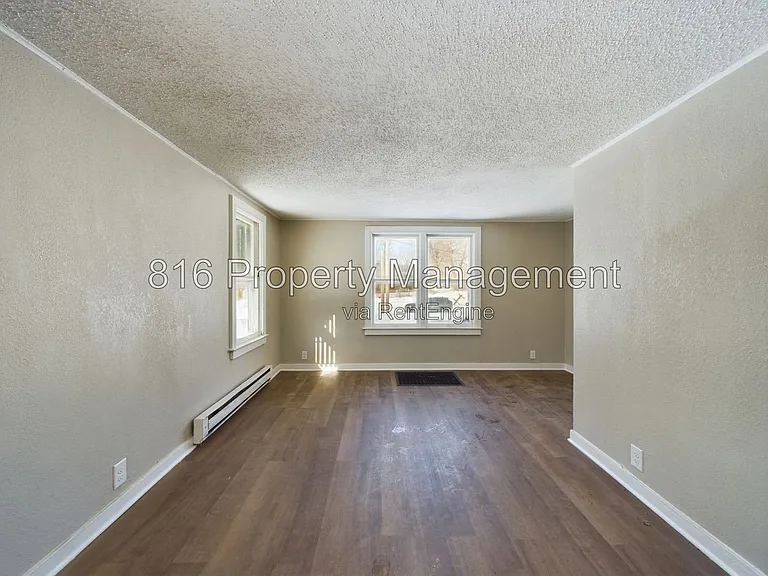 1013 W South Ave #2 — Photo 4