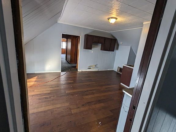 4th image of 29 Newton St