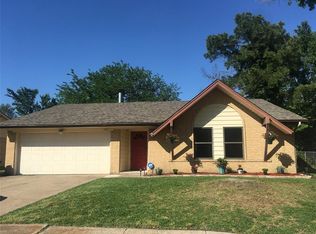 520 Southlake Dr, Forney, TX 75126