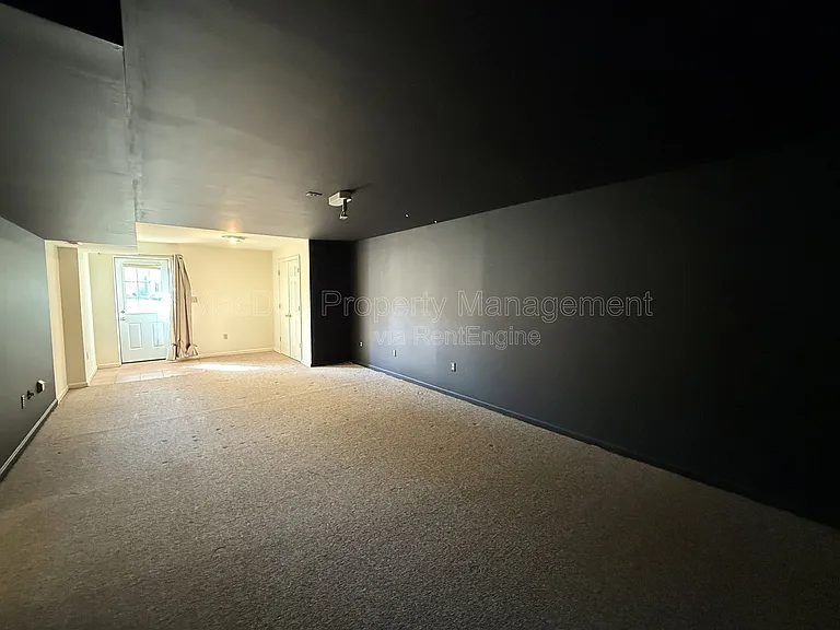 10500 Westfield Ln — Photo 22