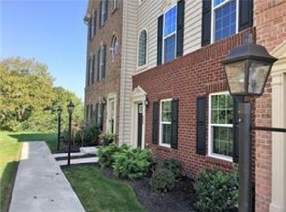 602 Pointe View Dr, Mars, PA 16046