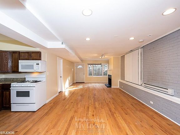 3rd image of 848 W Lill Ave #G