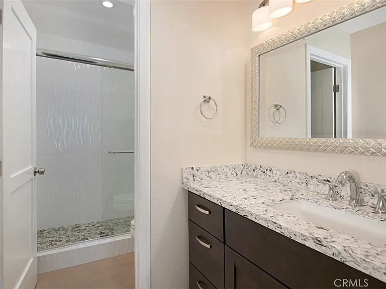 602 Carnation Dr — Photo 10