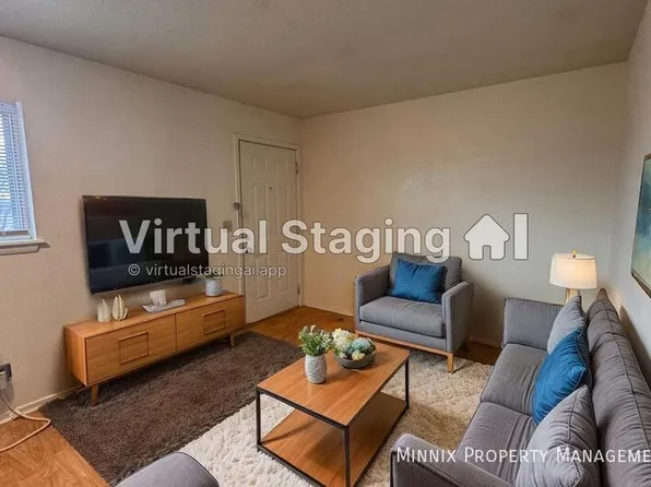 711 S Austin Ave #206, Tulia, TX 79088