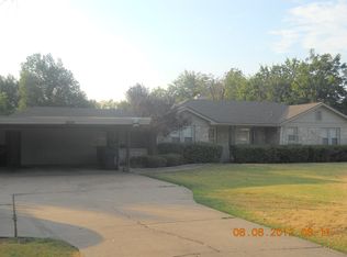 2824 Dorchester Dr, Oklahoma City, OK 73120