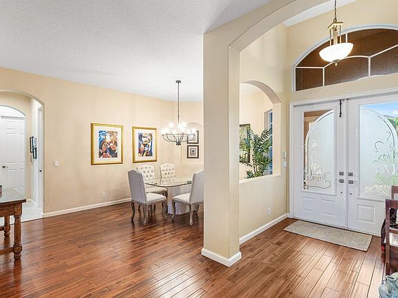 3rd image of 11082 Silver Ridge Street
