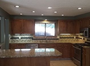 510 S Pershing St, Mount Angel, OR 97362