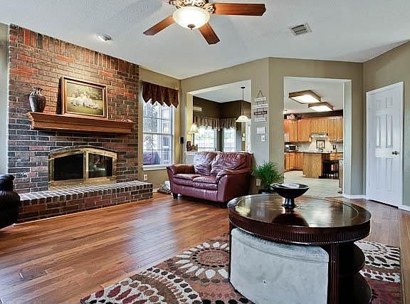 4th image of 7912 Arlie Ln