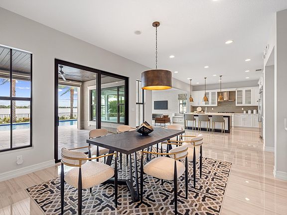 5th image of 11661 W Watercrest Cir Circle W