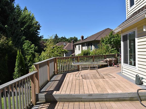 2nd image of 6594 151st Pl SE