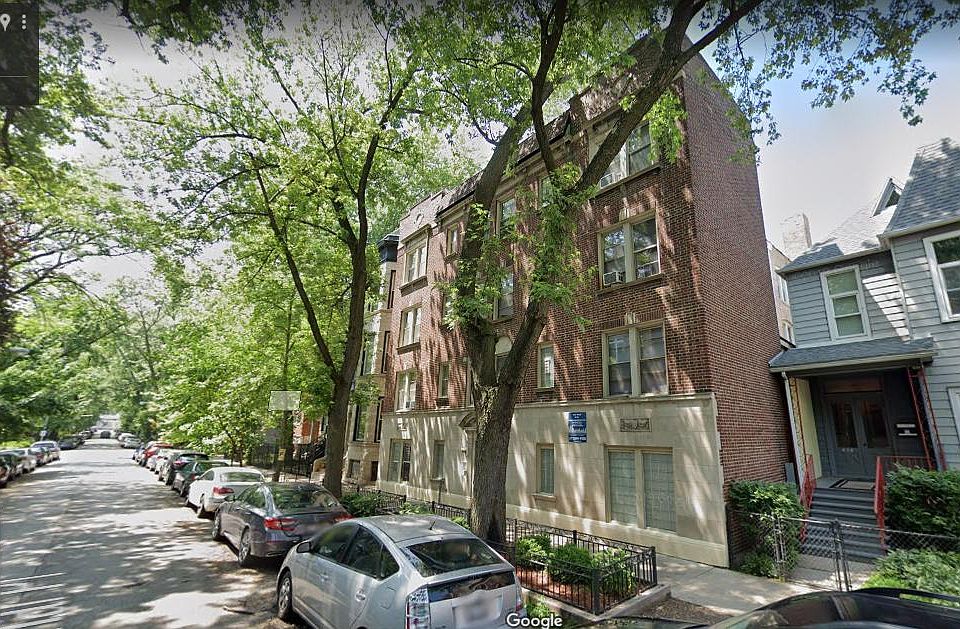 1st image of 640 W Briar Pl APT 307