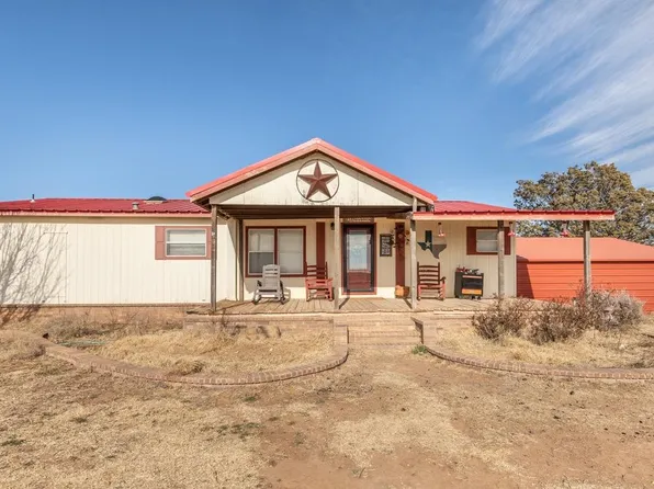 1205 Koala Rd, Levelland, TX 79336