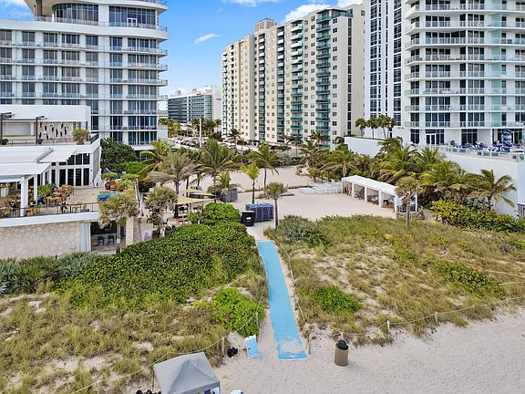 4th image of 4001 S Ocean Drive #14D