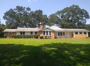 315 Lincoln Rd, Forest City, NC 28043