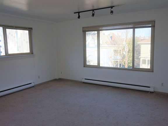 5th image of 1417 Belmont Ave #103