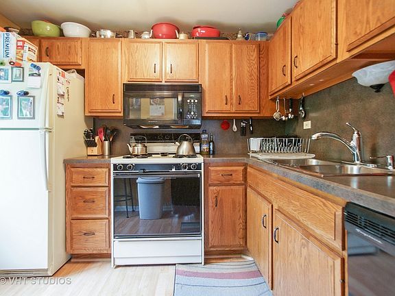 4th image of 1301 Forestdale Ct #0