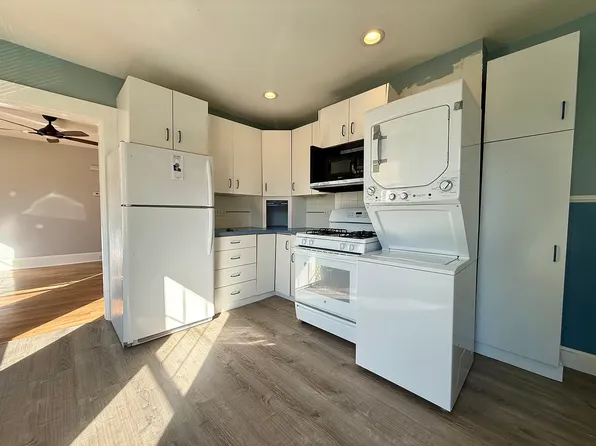 163 Chestnut St, Waltham, MA