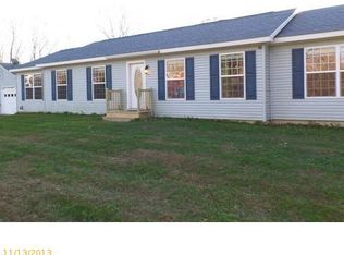 23 Weeks Rd, Gardiner, ME 04345