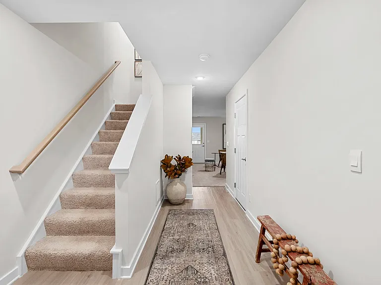 63 Tumblehome Rd — Photo 3