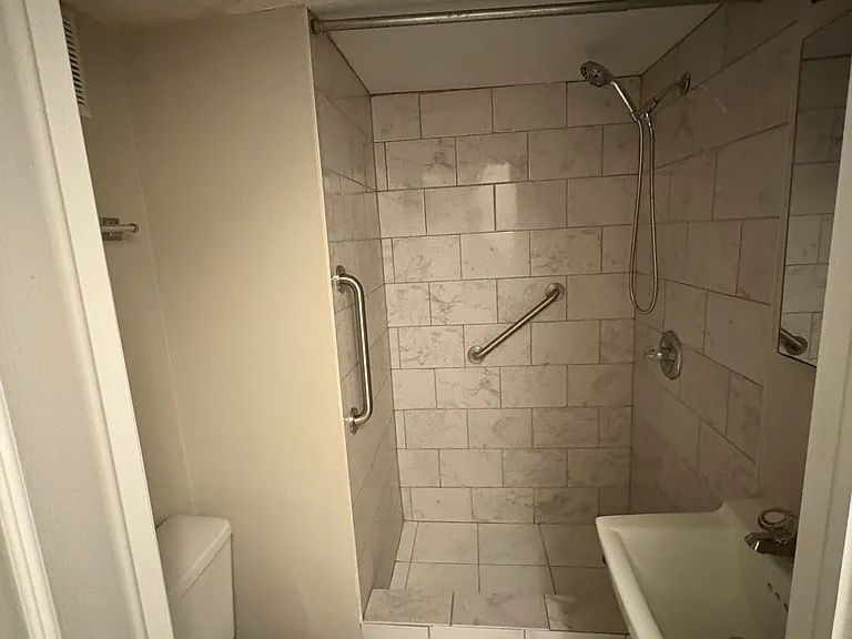8527 Koluder Ct — Photo 15