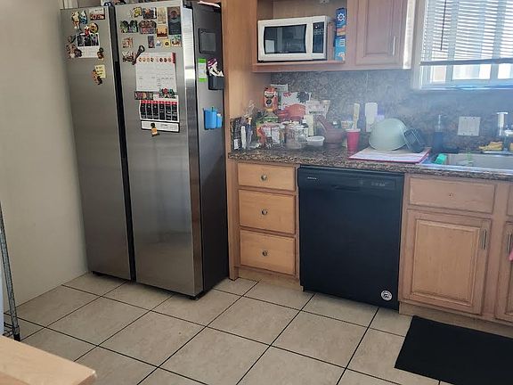 4th image of 120F Canterbury Ave