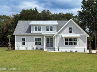 247 Tumbling Brook Lane, Holly Ridge, NC 28445