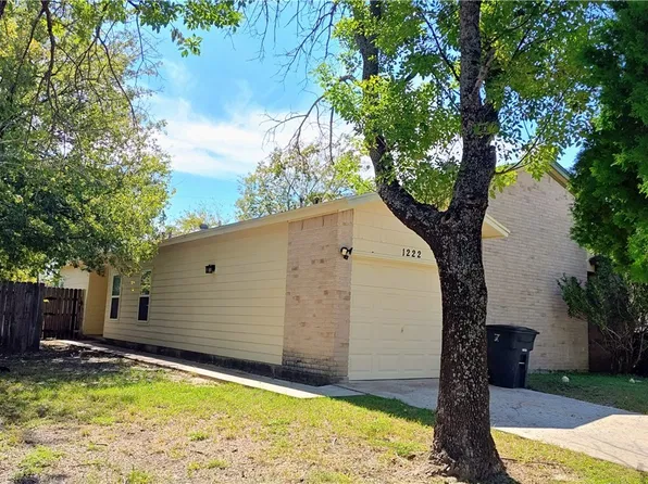 1222 Royal Crest Dr, Killeen, TX 76549