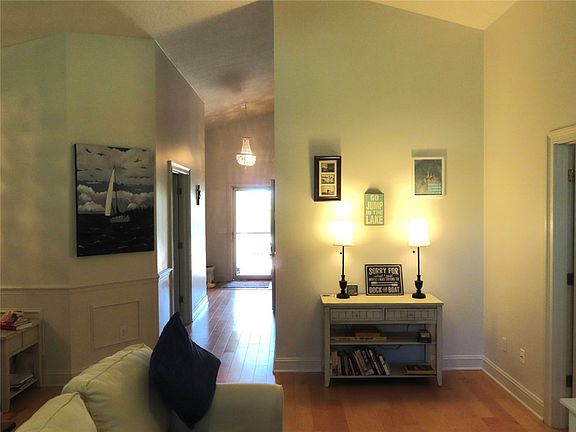 5th image of 11320 Kirila Lake Dr