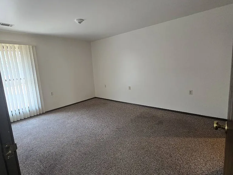 9020 N Park Plaza Ct — Photo 16