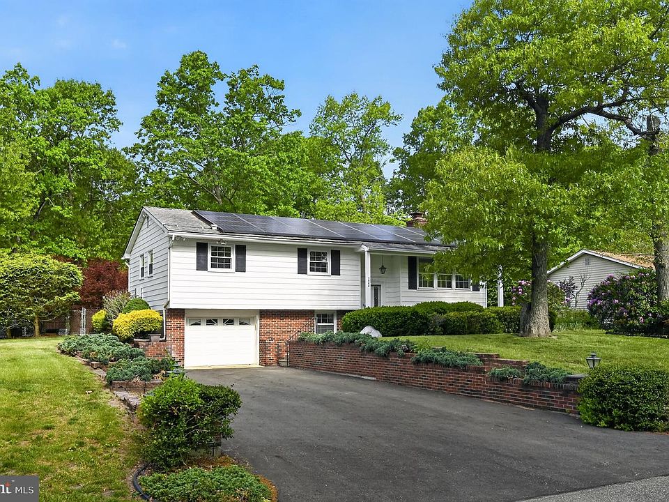 1st image of 2488 Brookhaven Dr