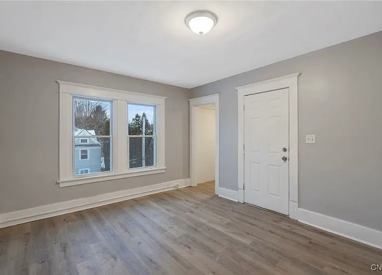124 Loehr Ave #3 — Photo 1
