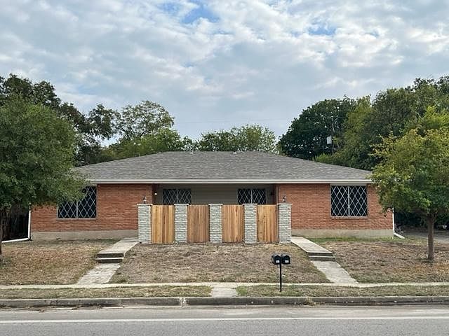 1st image of 3630 Colony Dr