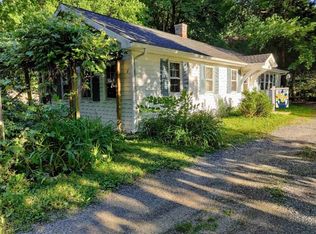 7 Clare Ln, Mahopac, NY 10541