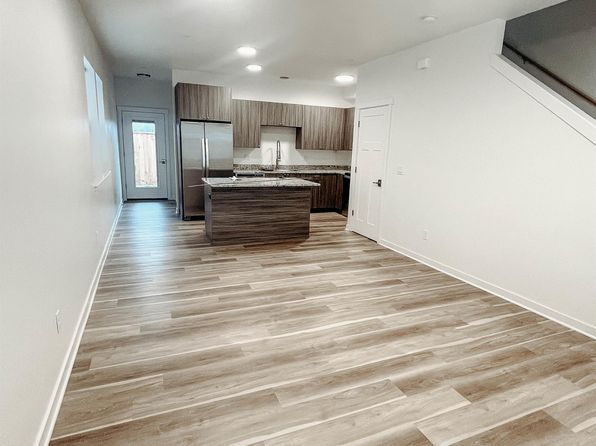 441 Talent Ave | 441 Talent Ave, Talent, OR