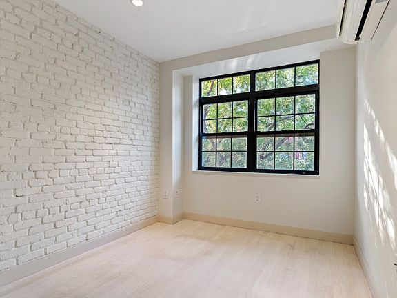 2nd image of 152 2nd Ave APT 2C