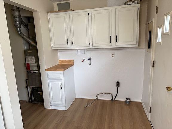 4th image of 1414 E Fairoaks Ave
