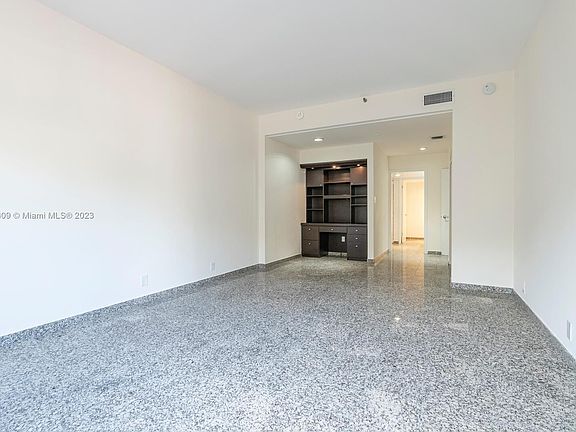 5th image of 151 Crandon Blvd APT 120