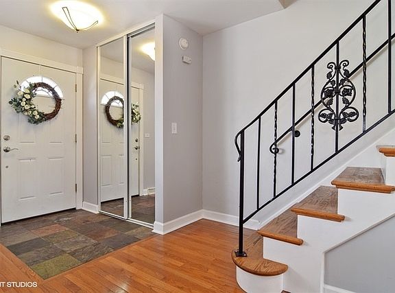 2nd image of 259 Montgomery Ln