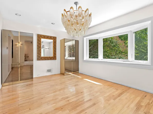 8506 Narrows Avenue image 9 of 45